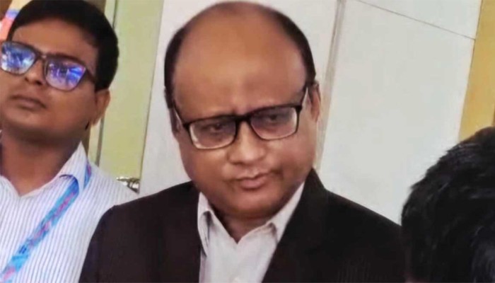 ​নির্বাচনে কালো টাকার ছড়াছড়ি করলে ব্যবস্থা : দুদক চেয়ারম্যান