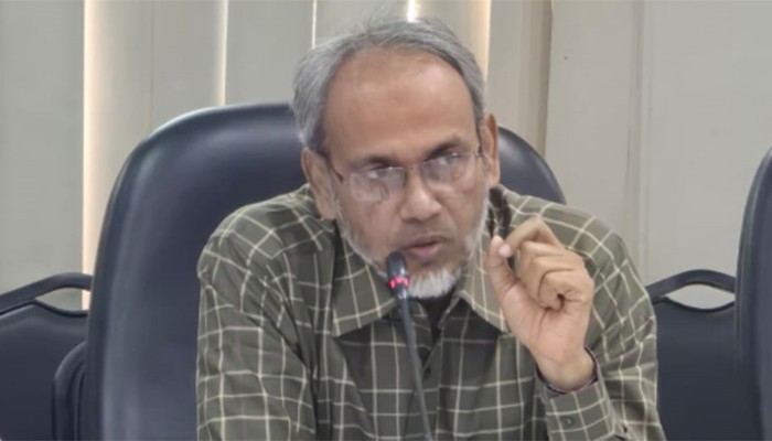 ​অপ্রতুল বিনিয়োগের কারণে চিকিৎসাসেবার মান কাঙ্ক্ষিত জায়গায় পৌঁছায়নি : ডা. রফিক