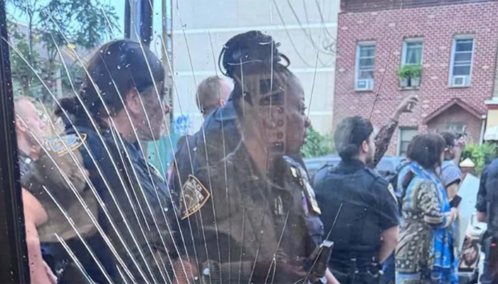 নিউইয়র্কে কনস্যুলেটে হামলা : মার্কিন পুলিশ ও পররাষ্ট্র দপ্তরে চিঠি