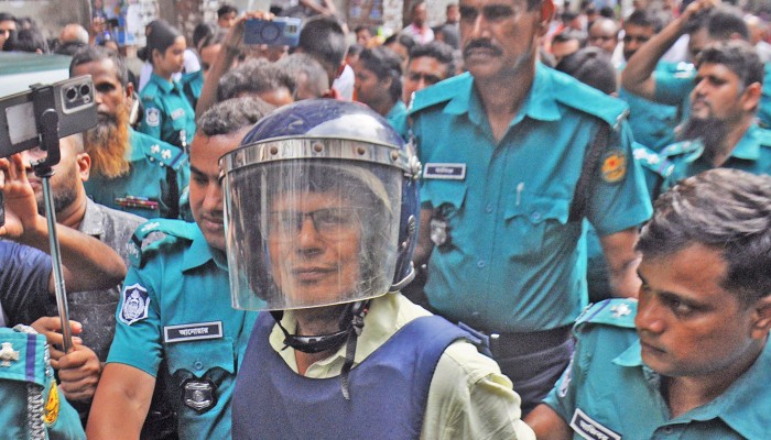 ​সরকার উৎখাতের ষড়যন্ত্র মামলায় সাবেক সচিব শহীদ কারাগারে