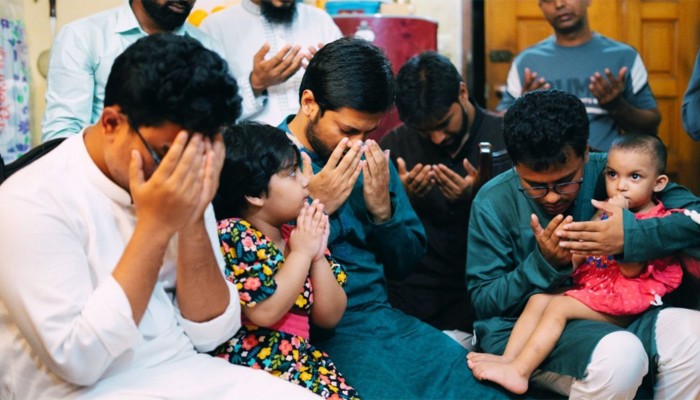 ​সাংবাদিক শিবলীর পরিবারের পাশে ডাকসুর ভিপি-জিএস