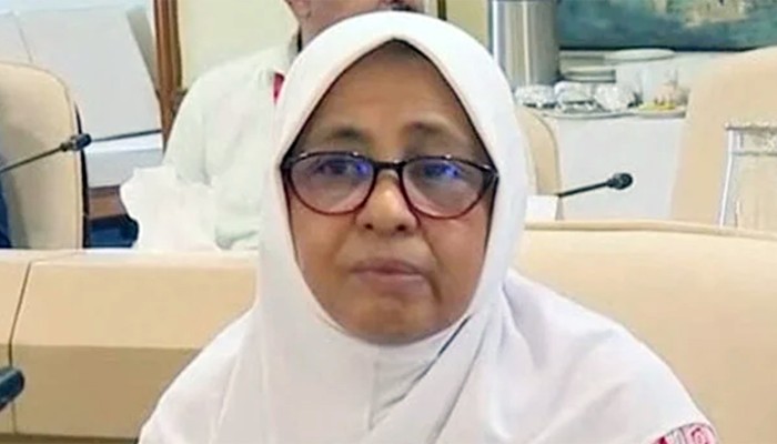 ​চিকিৎসার জন্য সিঙ্গাপুর গেলেন স্বাস্থ্য উপদেষ্টা