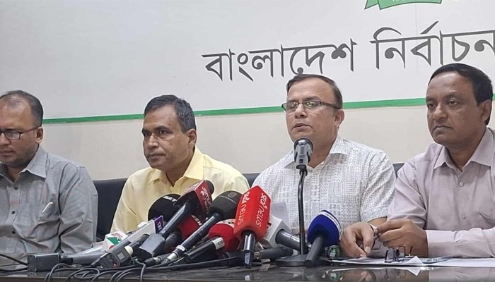 ​এনআইডি আইন বাতিলসহ ৫ দফা সুপারিশ ইসি কর্মকর্তাদের