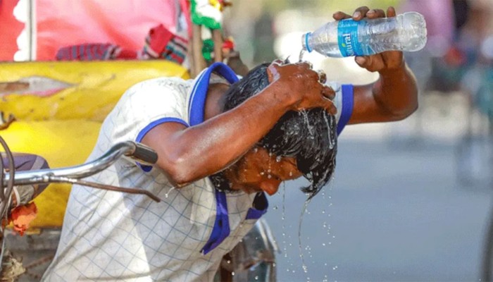 ​তাপমাত্রা বাড়ায় বাংলাদেশের ক্ষতি ২১ হাজার কোটি টাকা: বিশ্ব ব্যাংক