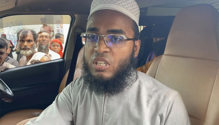 ১০ টাকায় ইলিশ দেওয়ার ঘোষণা দিয়ে বিপাকে এমপি প্রার্থী