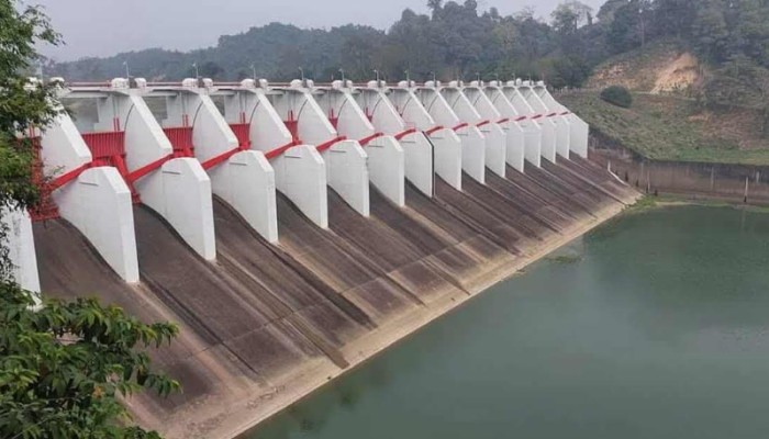 হ্রদের পানি কমায় বন্ধ করে দেয়া হলো কাপ্তাই বাধের সব জলকপাট