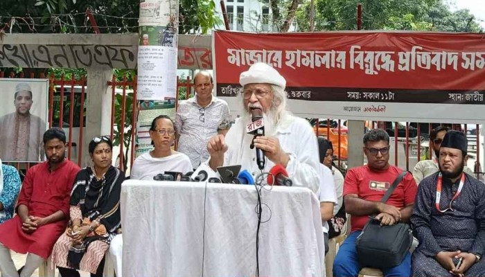 ​‘জনগণের দুর্বলতার সুযোগ নিয়ে সরকার অপশক্তিদের ইন্ধন যুগিয়ে যাচ্ছে’