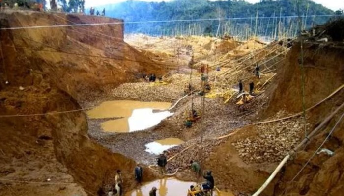 ​নাইজেরিয়ায় স্বর্ণখনিতে ধস, শতাধিক শ্রমিকের মৃত্যুর শঙ্কা