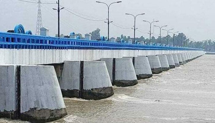 তিস্তার পানি বিপৎসীমা ছুঁই ছুঁই