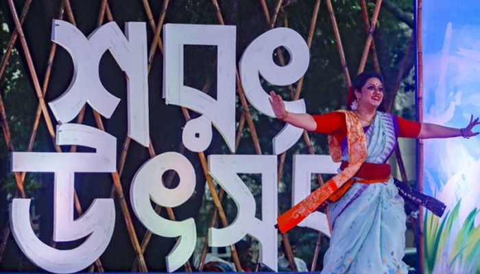 ​ ঢাবির বকুলতলায় ‘শরৎ উৎসব’ আয়োজন বাতিল