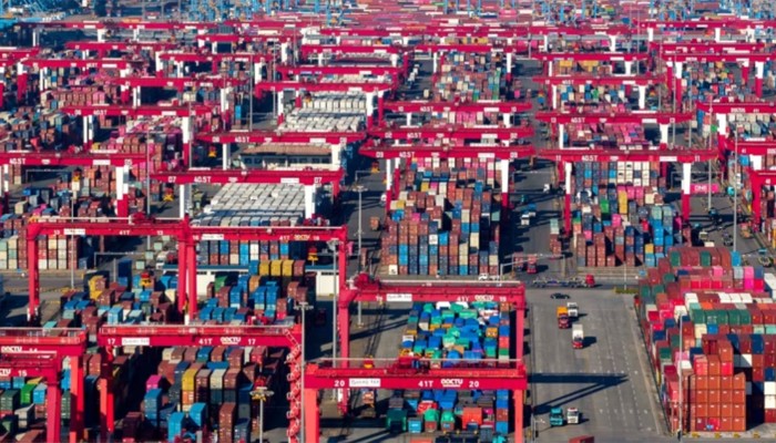 ​চীনের পণ্যে ১৩০ শতাংশ শুল্ক ঘোষণা ট্রাম্পের