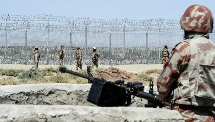 ​পাকিস্তান-আফগানিস্তান সীমান্তে রাতভর তুমুল সংঘর্ষ