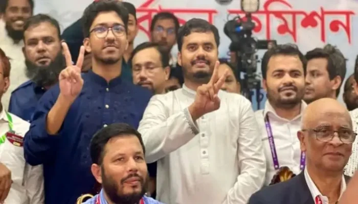 ​চাকসুর ২৬ পদের মধ্যে ২৪টিতে বিজয়ী শিবির