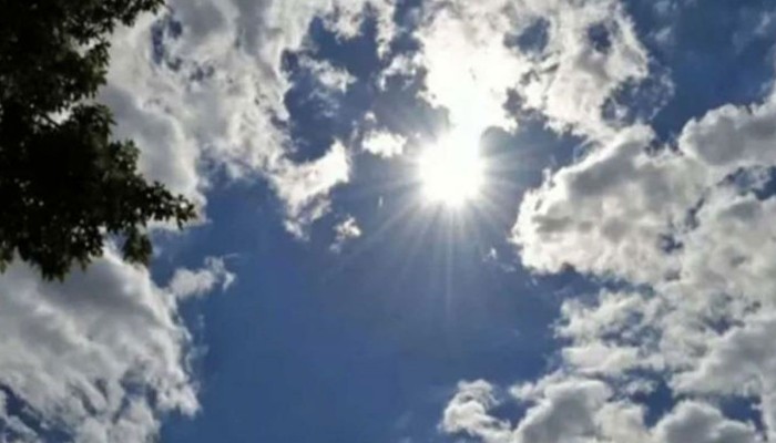 ​ বৃষ্টিহীন ঢাকায় গরমের দাপট