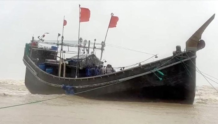 ​বঙ্গোপসাগরে ১৪ ভারতীয় জেলে গ্রেপ্তার