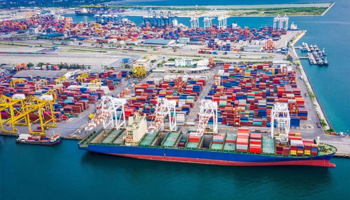 ​চট্টগ্রাম বন্দরে যানবাহন প্রবেশে বাড়তি মাশুল প্রত্যাহার