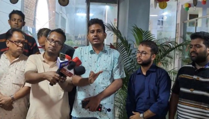 ​ডিইউজে নির্বাচন স্থগিত, কঠোর আন্দোলনের হুঁশিয়ারি প্রার্থীদের