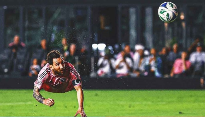 ​উড়ন্ত হেডে মেসির দুর্দান্ত গোল, গড়লেন রেকর্ডও