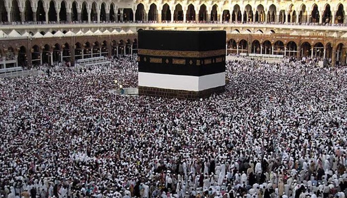 ​এক মাসে ওমরাহ করলেন ১ কোটি ১৭ লাখ মুসল্লি