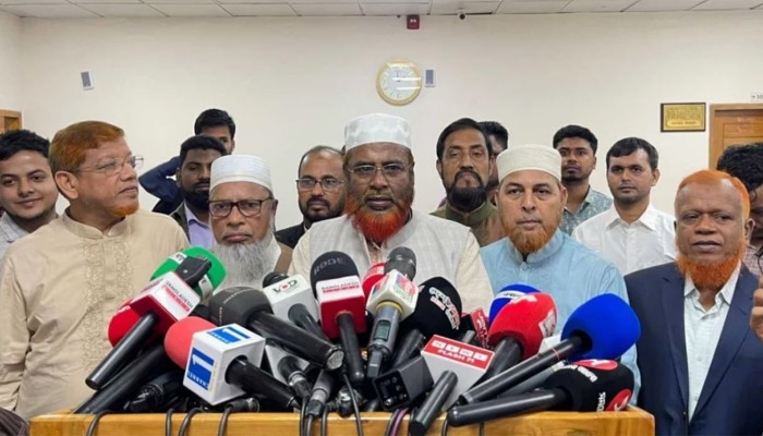 ​নভেম্বরে গণভোটের প্রস্তাব জামায়াতের, ইসিতে ১৮ সুপারিশ