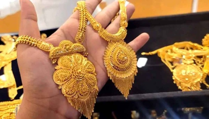 একলাফে সোনার দাম কমলো সাড়ে ১০ হাজার টাকা