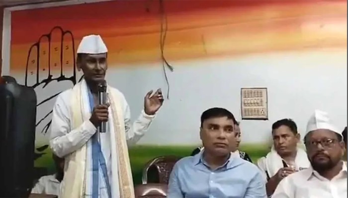 বাংলাদেশের জাতীয় সংগীত গাইলেন কংগ্রেস নেতা, ভারতে তোলপাড়