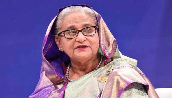 শেখ হাসিনাসহ ২৬১ জনকে ‘পলাতক’ দেখিয়ে পত্রিকায় বিজ্ঞপ্তি