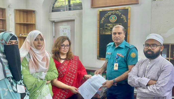 ​ অবশেষে মামলা করলেন ঢাবি শিক্ষিকা মোনামি, আসামি যারা