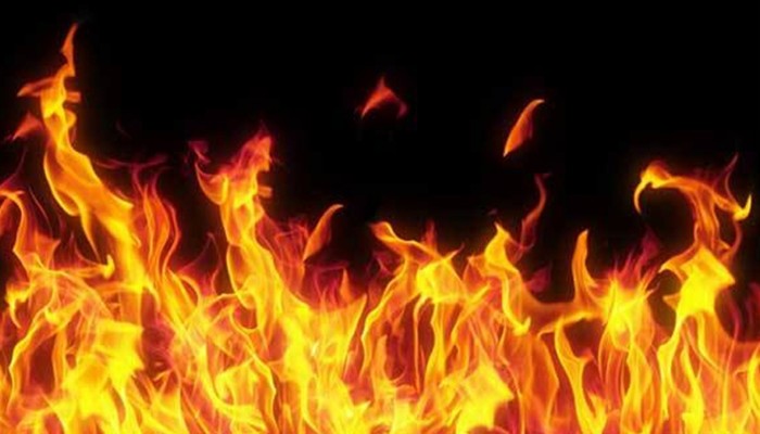 ​রূপপুর পারমাণবিক প্রকল্পে কাঠের স্তূপে আগুন