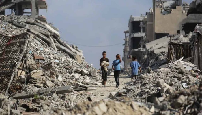 ​যুদ্ধবিরতির পরও গাজায় ইসরায়েলি হামলা, নিহত ছাড়াল ৬৯ হাজার