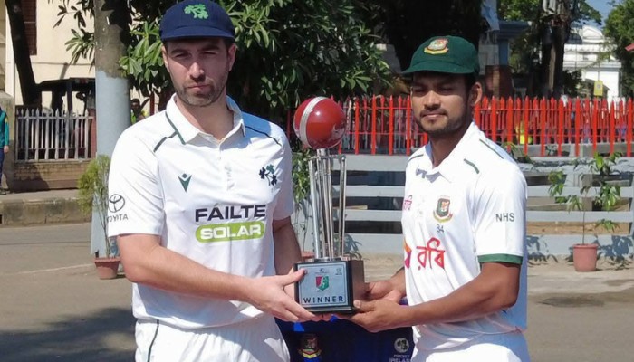 টসে হেরে বোলিংয়ে বাংলাদেশ, একাদশে আছেন যারা