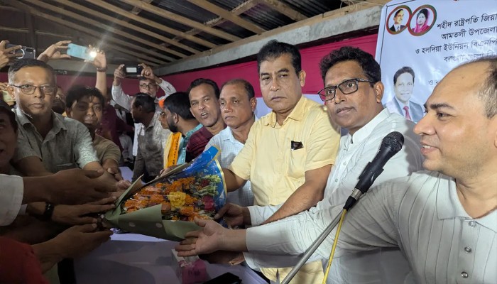 ​বিএনপিতে যোগ দিলেন ৫ শতাধিক সনাতন ধর্মাবলম্বী