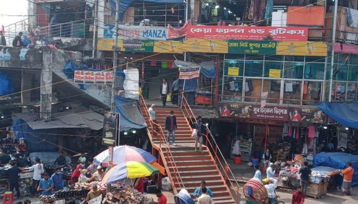 ১৩ নভেম্বর সব শপিংমল ও ব্যবসাপ্রতিষ্ঠান খোলা রাখার সিদ্ধান্ত