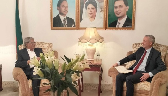 ​বিএনপি মহাসচিবের সঙ্গে ইইউ রাষ্ট্রদূতের বৈঠক