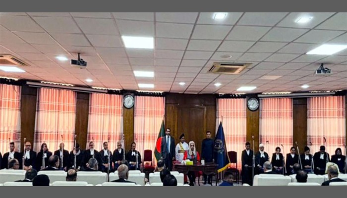 ​শপথ নিলেন হাইকোর্টের স্থায়ী ২১ বিচারপতি