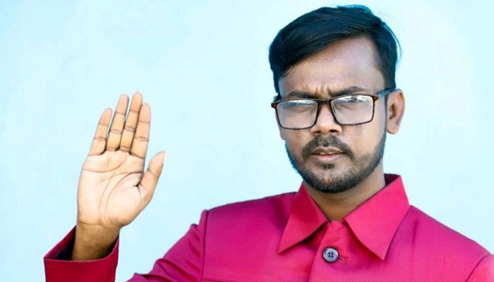 দুপুরে গ্রেপ্তার, বিকালে জামিন