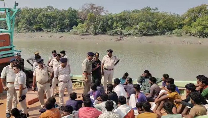 ৩ দিনে ৭৯ বাংলাদেশি জেলেকে আটক করেছে ভারত
