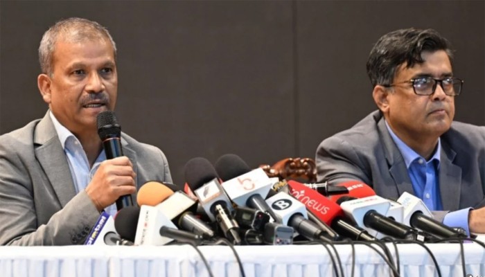 ​আগামী ৩-৪ কর্মদিবসের মধ্যে গণভোট আইন : আইন উপদেষ্টা