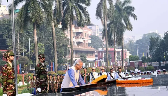 শিখা অনির্বাণে প্রধান উপদেষ্টার শ্রদ্ধা