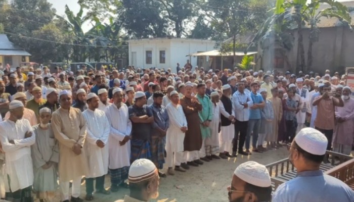 ​ভূমিকম্পে দেয়াল ধসে নিহত বাবা–ছেলের দাফন সম্পন্ন