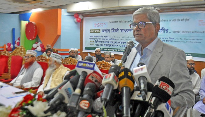 এত আলেম থাকতে দেশে অন্যায়-দুর্নীতি কেন: ফখরুলের প্রশ্ন