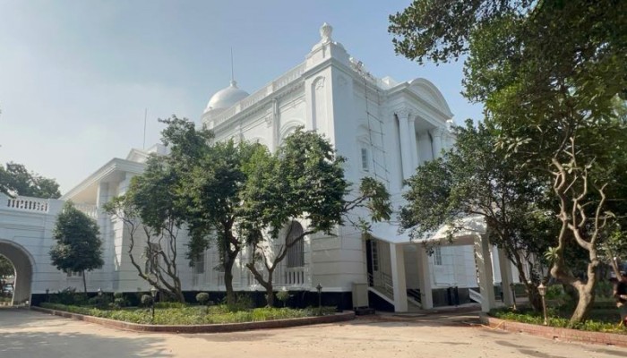 ​‘সাবেক প্রধান বিচারপতি, সাবেক মন্ত্রীরা জেলে থাকতে পারলে আপনাদের সমস্যা কোথায়’