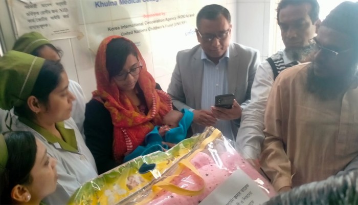 সেই নবজাতকের পাশে তারেক রহমান