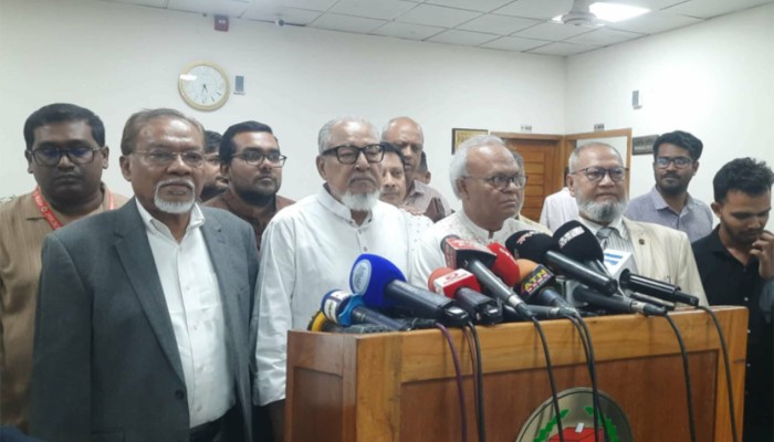 ​'প্রবাসীদের ভোটাধিকার  নিশ্চিতের দাবি বিএনপিই আগে তুলেছিল'