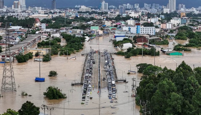 থাইল্যান্ডে ভয়াবহ বন্যায় মৃতের সংখ্যা ৩৩