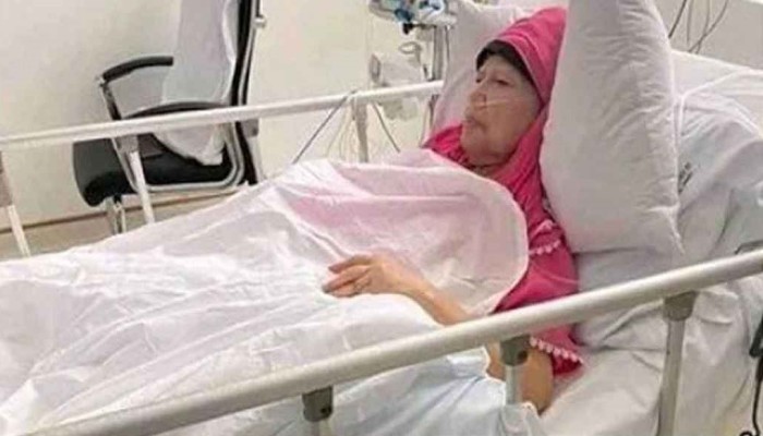 ​খালেদা জিয়ার রোগমুক্তি কামনায় জুমার পর বিশেষ দোয়া