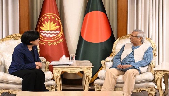 ​দক্ষিণ চীনের সঙ্গে রেল সংযোগ গড়ে তোলার আহ্বান প্রধান উপদেষ্টার