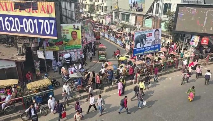 ​শিক্ষার্থীদের আন্দোলনে বন্ধ মিরপুর সড়ক, জনভোগান্তি চরমে