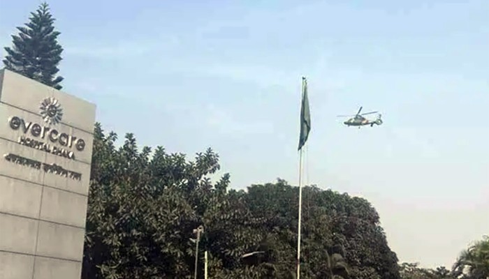 ​এভারকেয়ারের পাশের মাঠে সেনাবাহিনীর হেলিকপ্টার অবতরণ-উড্ডয়ন