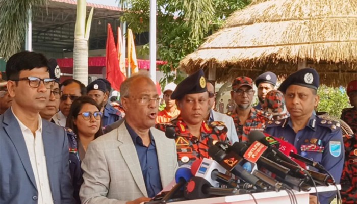 নির্বাচনের আগে ভারী অস্ত্র উদ্ধারে অভিযান চলমান থাকবে : স্বরাষ্ট্র উপদেষ্টা